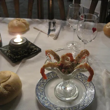 Πανσιόν De Consules Consuegra